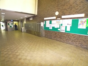 亀戸2丁目公団6号棟の物件外観写真